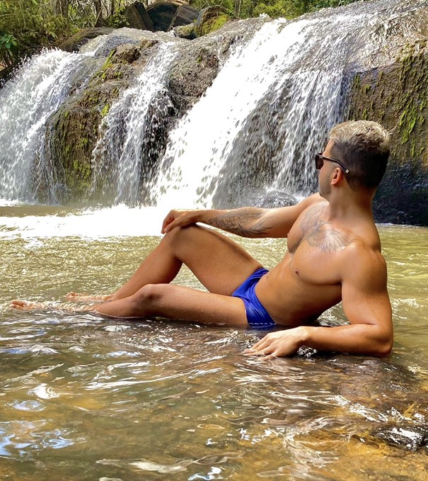 fb073439-d991-4b80-b14e-fbfb7ef66087 fb073439-d991-4b80-b14e-fbfb7ef66087