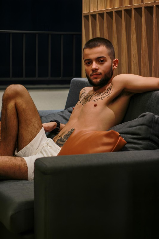 2727b6f1-f6bb-4c0b-be33-830268cdaf84 2727b6f1-f6bb-4c0b-be33-830268cdaf84